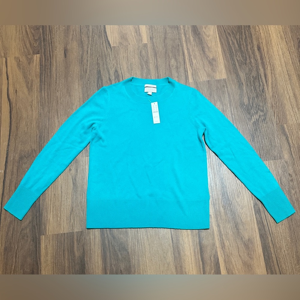 NWT J. Crew Sweater - 100% Cashmere Classic Fit Sweater - Picture 2 of 6